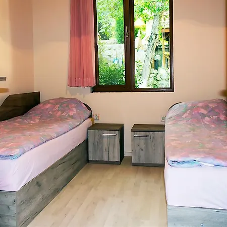 For Rent - Desi Ваканционна къща Варна